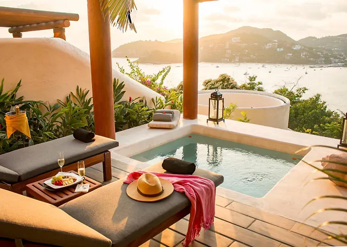 Tentaciones Hotel&Lounge Pool - Adults Only Zihuatanejo