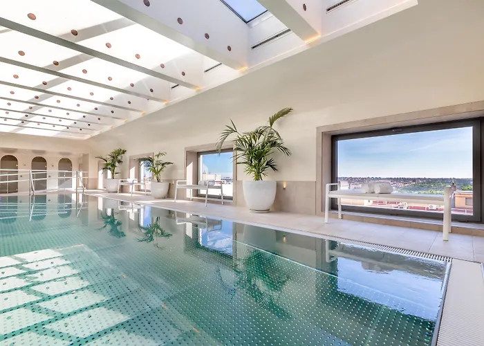 Hotel Barceló Torre de Madrid