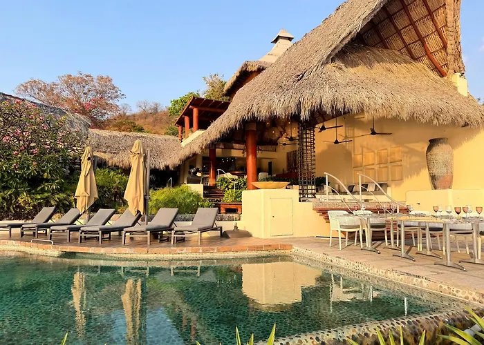 Tentaciones Hotel&Lounge Pool - Adults Only Zihuatanejo