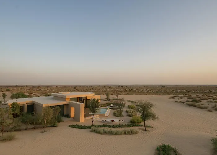 Rare Finds Desert Resort Dubái