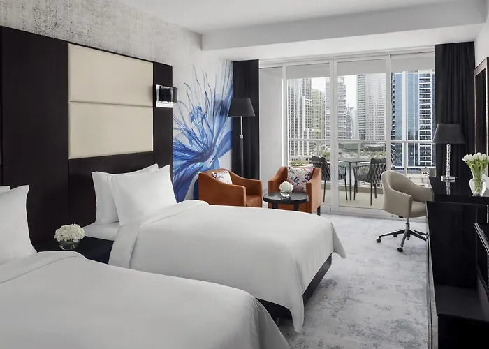 Moevenpick Hotel Jumeirah Lakes Towers Dubái
