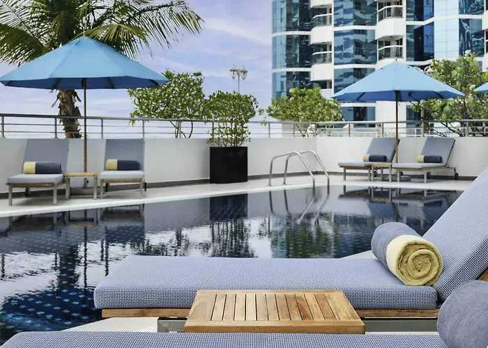 Moevenpick Hotel Jumeirah Lakes Towers Dubái