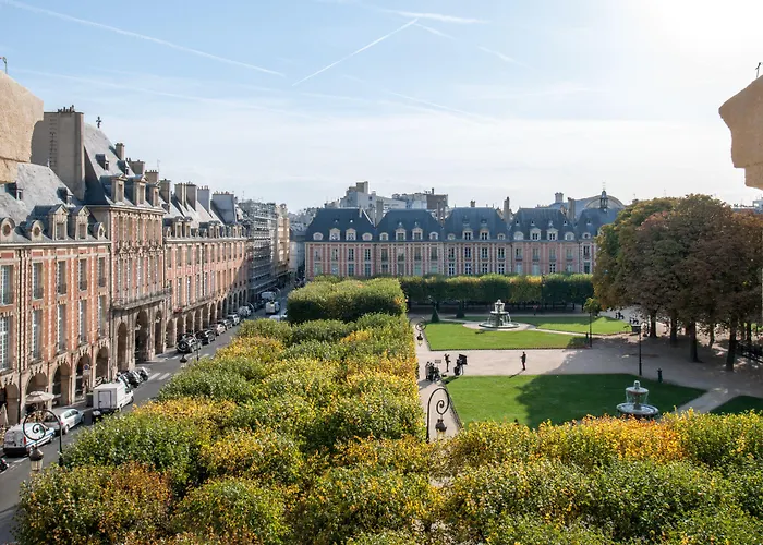Hotel Cour Des Vosges - Evok Collection París