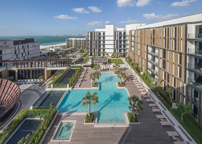 The Residences Caesars Palace Bluewaters Dubái